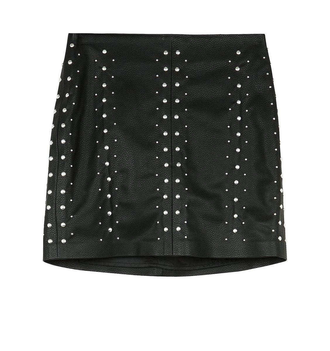 Minifalda de perlas, de Bershka