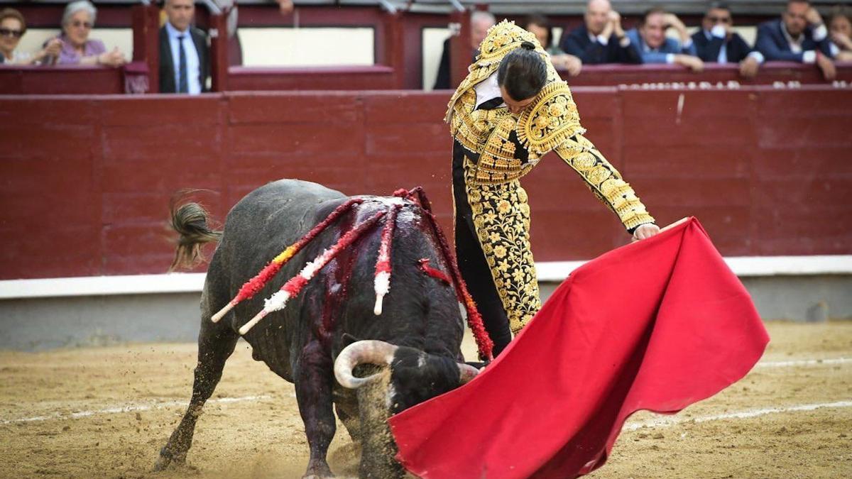 Extraordinaria natural de Uceda Leal al cuarto toro de La Quinta.
