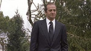El rei Joan Carles posa per a la premsa, als voltants del palau de la Zarzuela, el 1981. | EFE