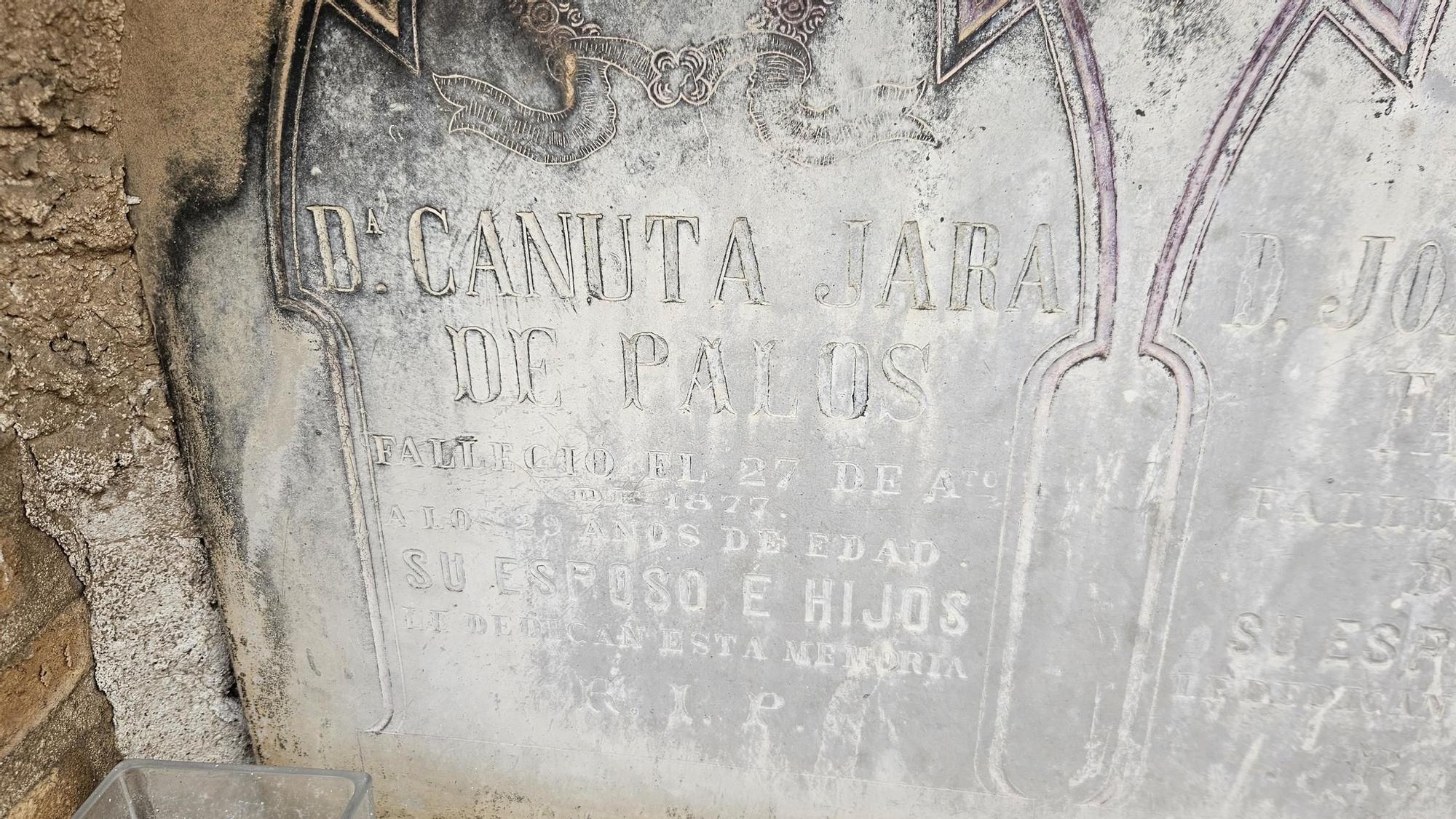 Nombres insólitos en el Cementerio General de València