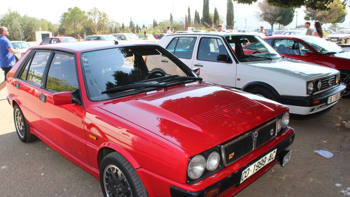 Concentración de coches clásicos en Antequera