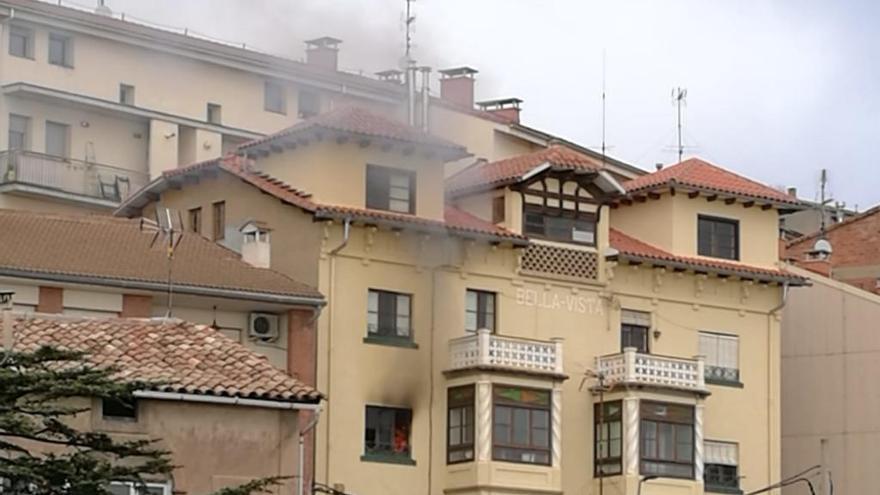 Crema un habitatge a la carretera de Ribes de Berga