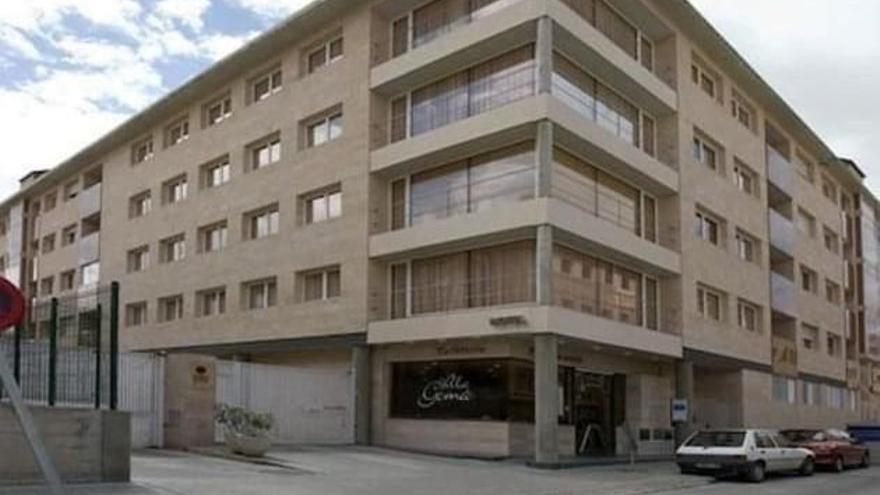 El dueño del hotel VillaGomá acusa a su gerente de sisarle dinero
