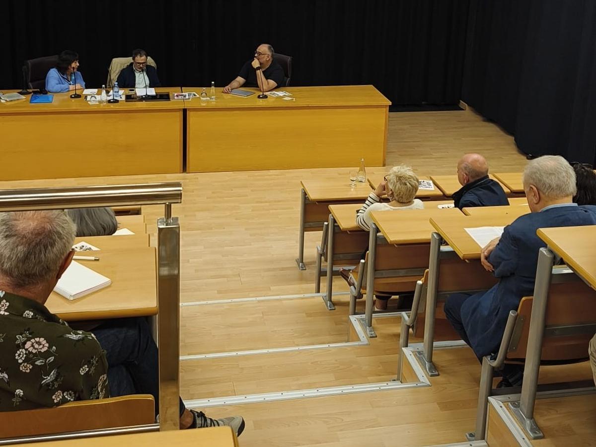 Un momento del seminario de esta mañana sobre Enrique Rambal.