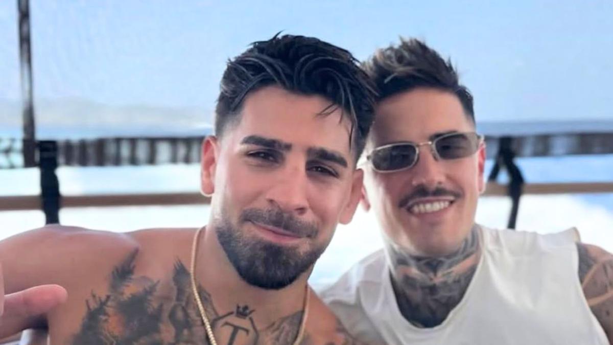 Ilia Topuria, junto a Luis Bless en Ibiza.