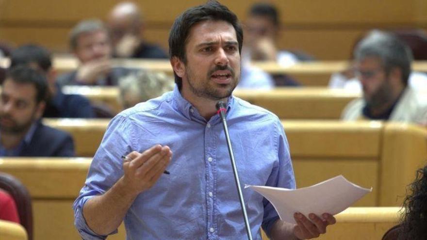 Espinar dimite de sus cargos en Podemos, el Senado y la Asamblea de Madrid