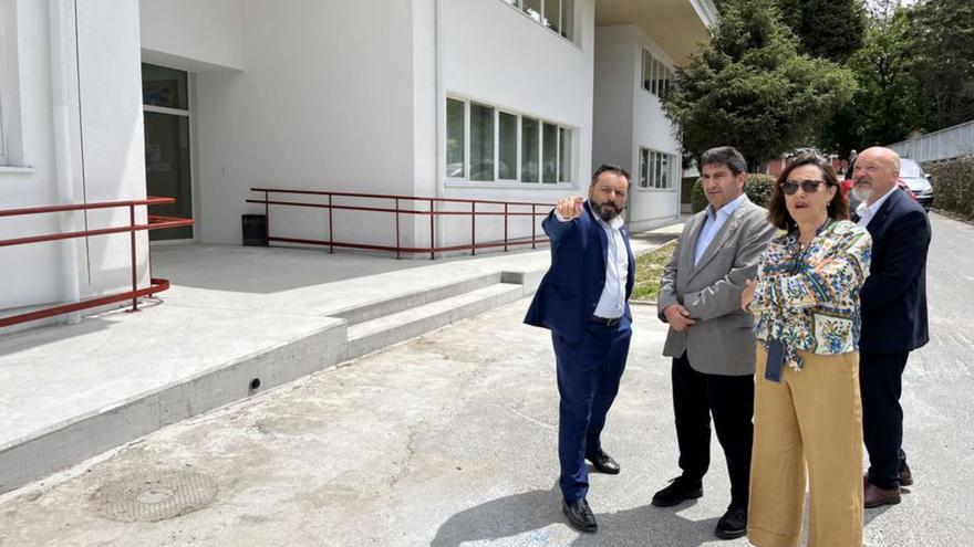 Un momento de la visita del delegado del Gobierno al CDL.