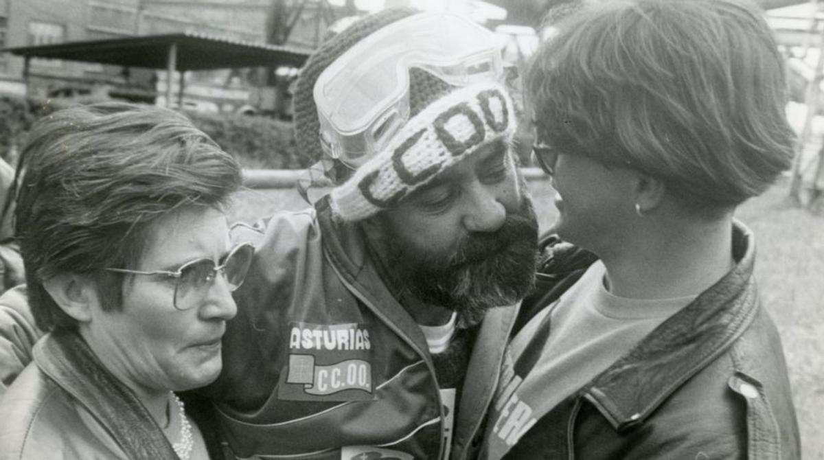 “Los cuatro del gasómetro”, en plena acampada. | J. Galarraga