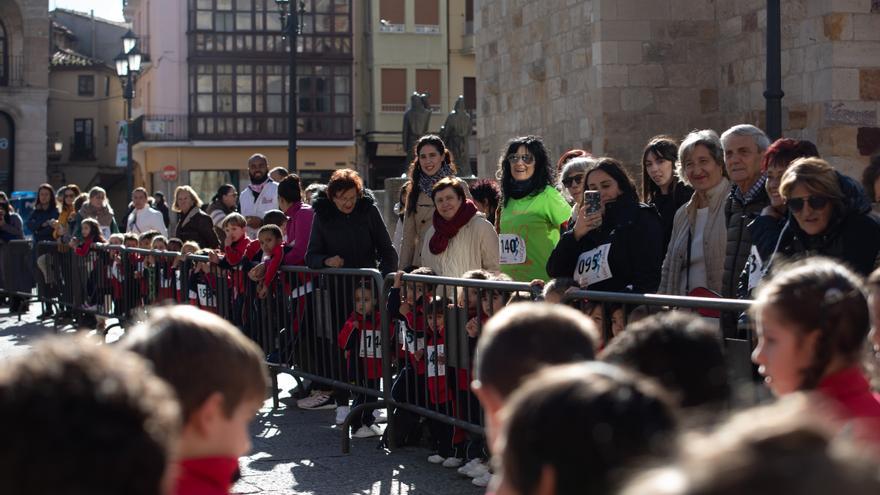 Carrera solidaria del colegio Divina Providencia