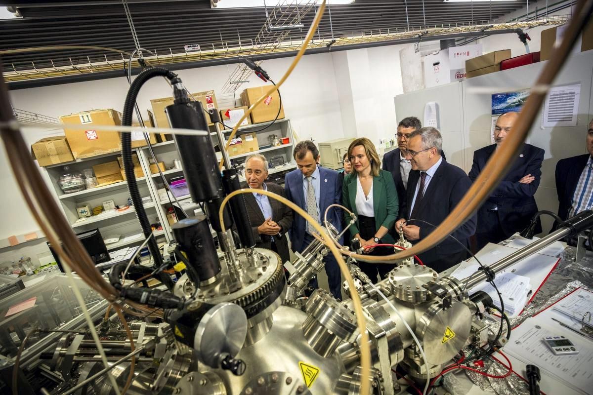 Duque visita el campus Río Ebro de la capital aragonesa