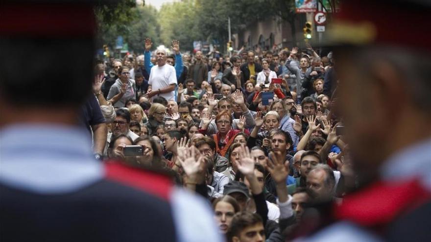 La fiscalía estudia si debe investigarse con Trapero a los Mossos de Lleida