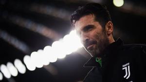 Buffon, o jugar a futbol més enllà dels 40