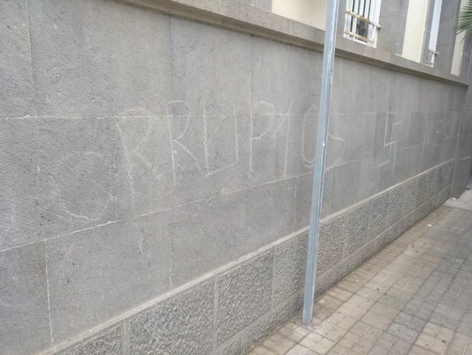 Esvásticas y pintadas en la Concejalía Centro de Las Palmas de Gran Canaria