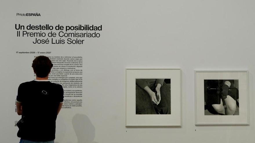Vidas sin "glamour" en la nueva exposición de fotografía de Bombas Gens
