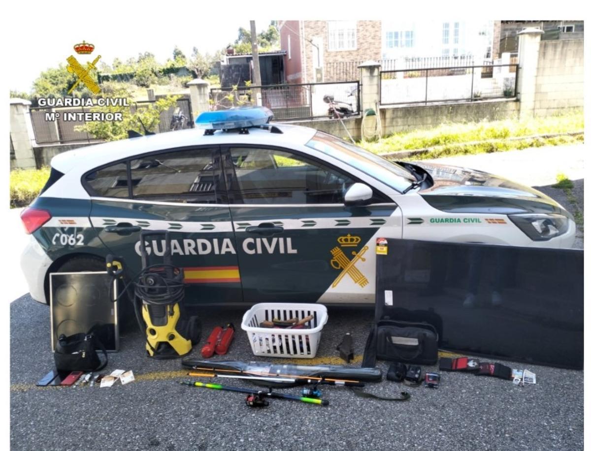 Parte del material recuperado.