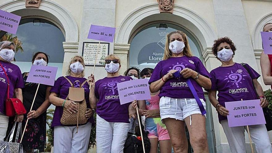 Concentració a Lloret contra una de les violacions registrades aquest estiu