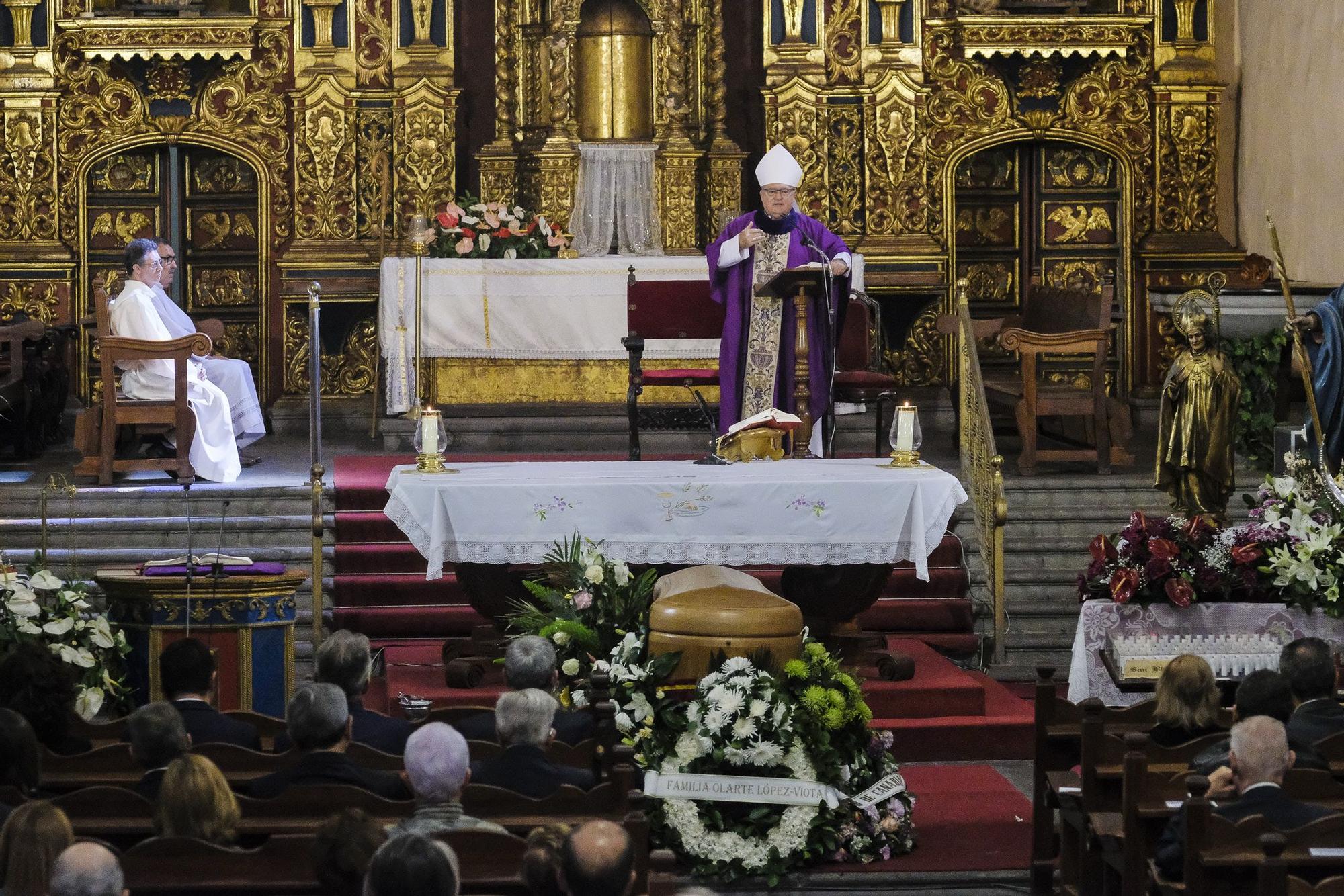 Capilla ardiente y funeral de Lorenzo Olarte