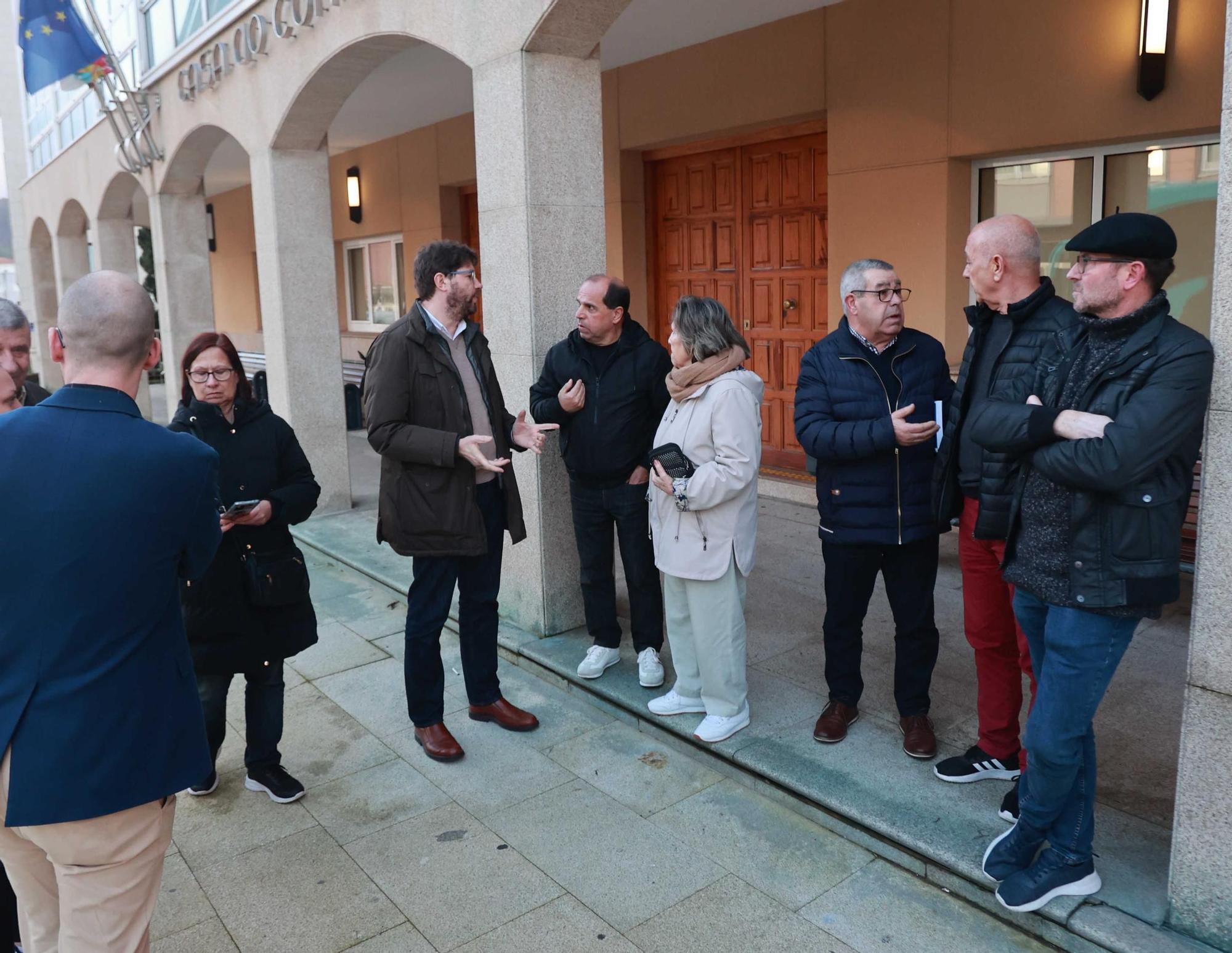 Concello y vecinos de Arteixo unen fuerzas para exigir más Guardia Civil