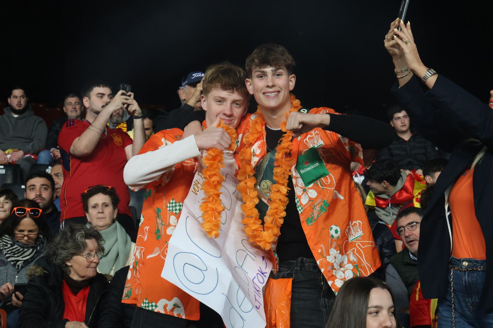 España - Países Bajos: Búscate en la grada de Mestalla