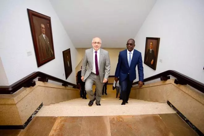 El Cabildo de Gran Canaria y Senegal estrechan lazos para crear acuerdos transversales en materia económica y social