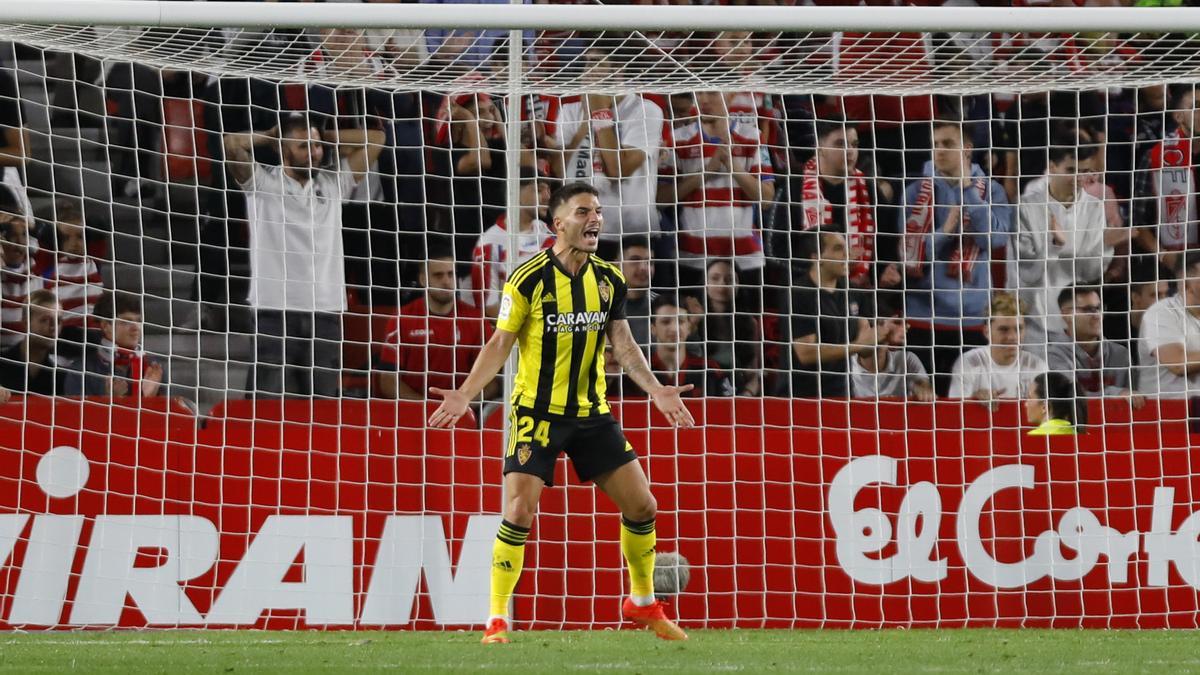 Lluís López, en el partido del pasado viernes en Granada.