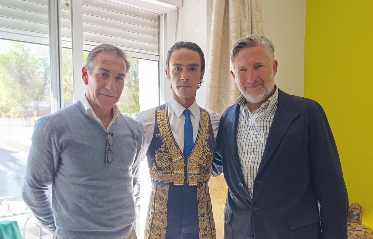 El torero Ruiz Muñoz, Niño de Leganés y Miguel Aranguren