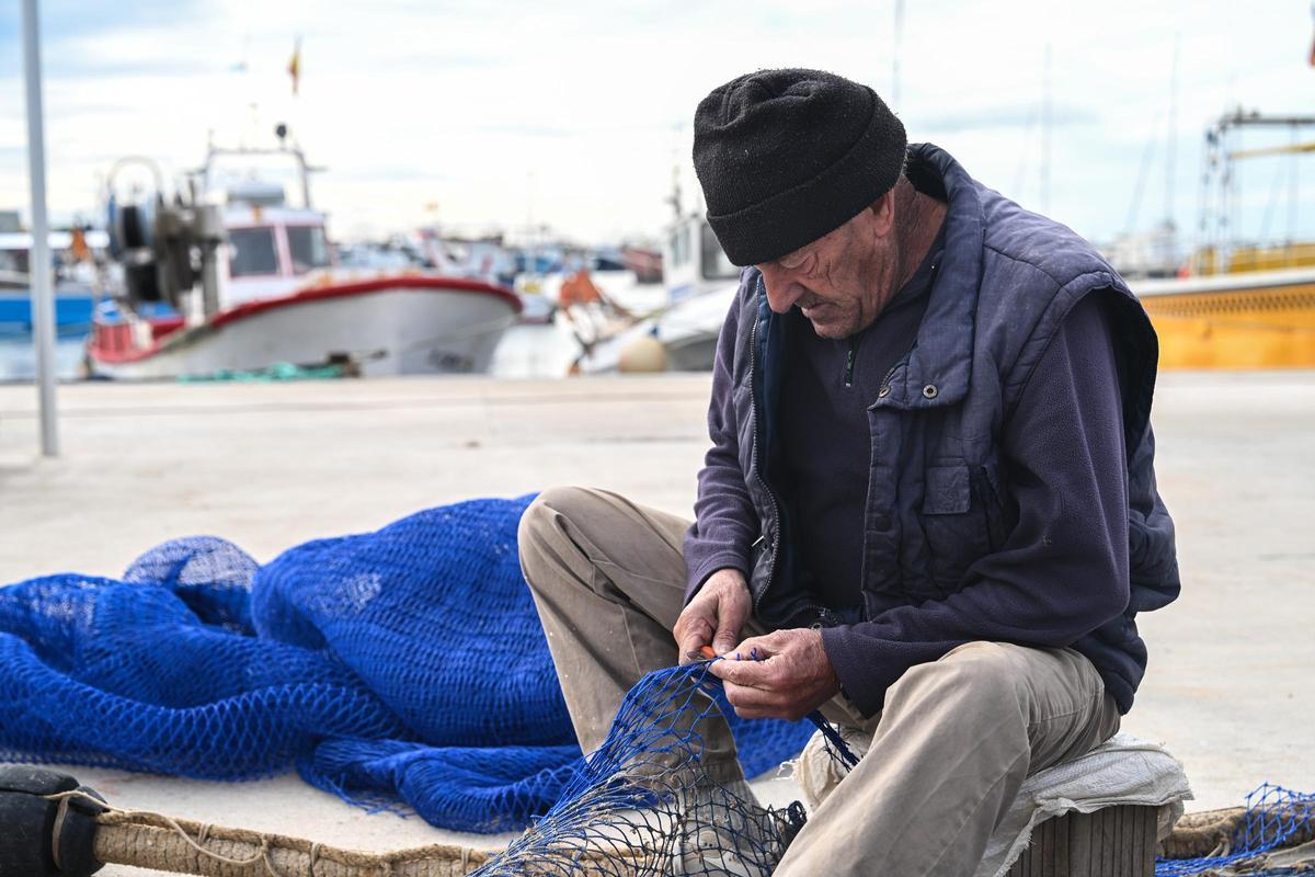 La flota pesquera alicantina amrrada contra las últimas exigencias de la Unión Europea