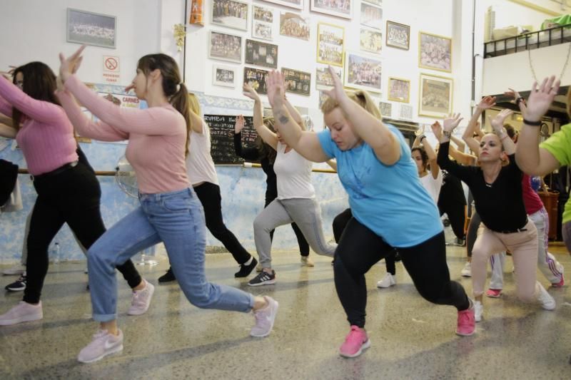 Ensayo de la Agrupación Coreográfica Los Bohemios