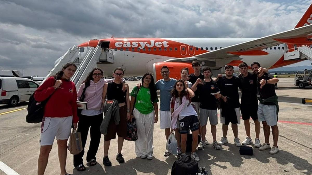 El Girona y el Martinenc se quedaron sin volar debido a problemas de la compañía EasyJet