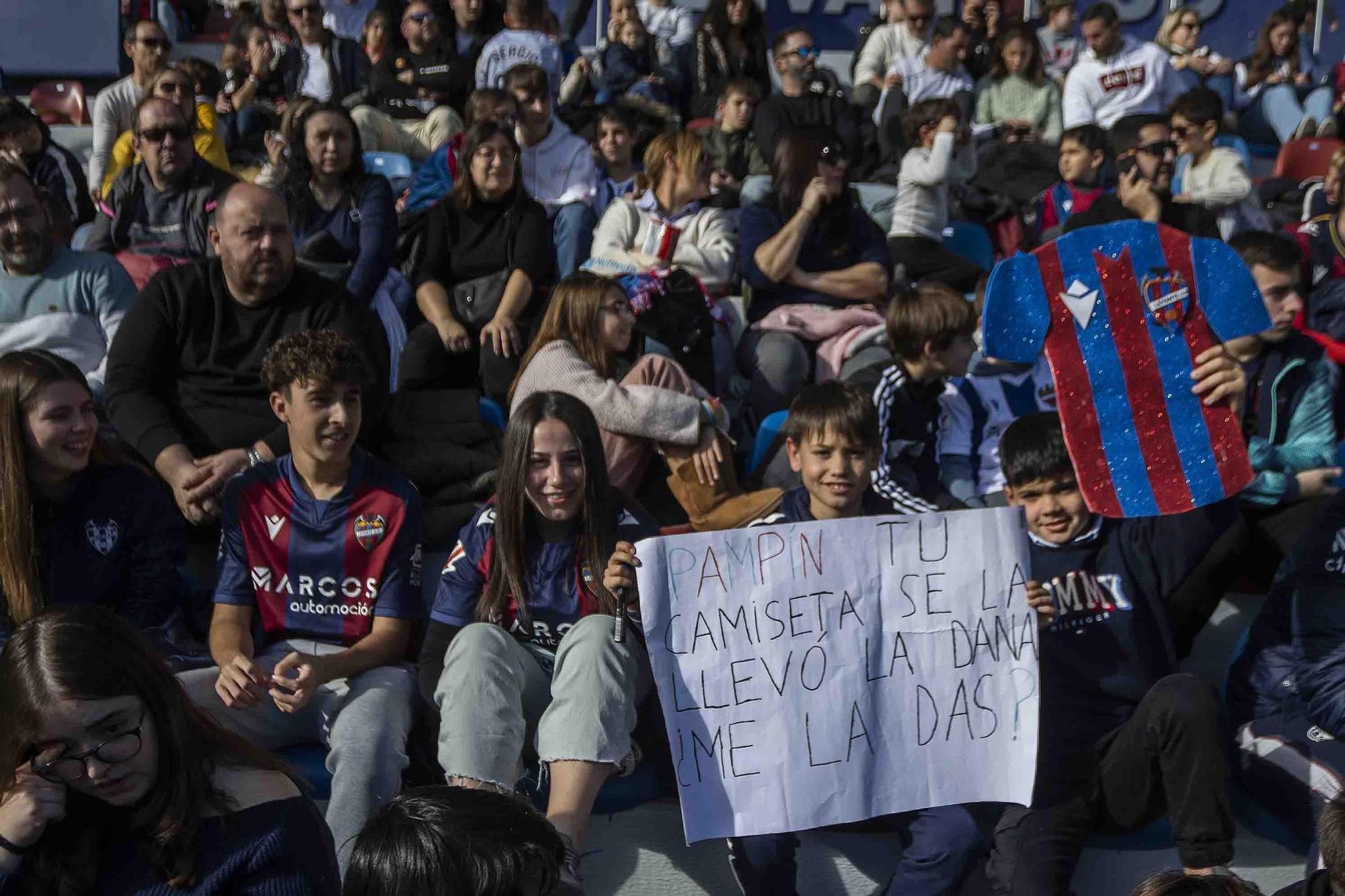 Puertas abiertas entrenamiento Levante