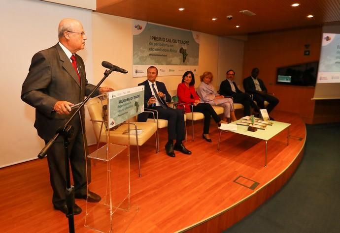 PEPE NARANJO RECIBE EL PREMIO SALIOU TRAORÉ