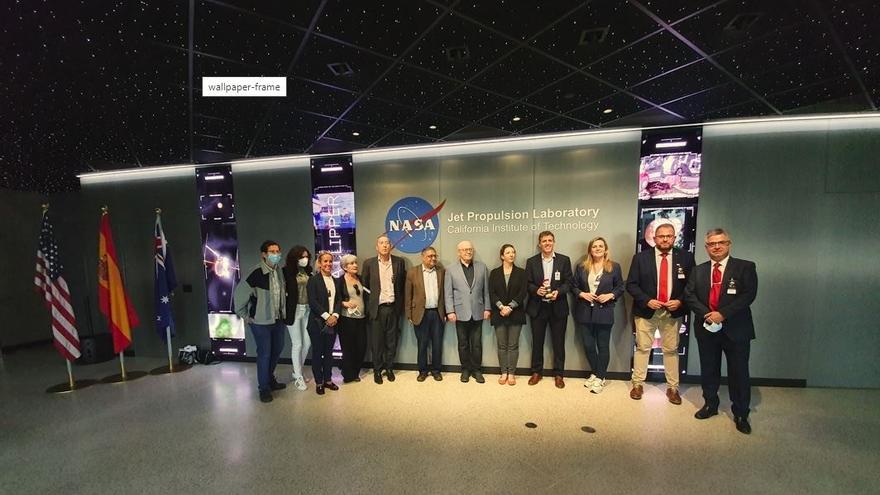 Osuna y Marín durante su visita a las instalaciones de la NASA.