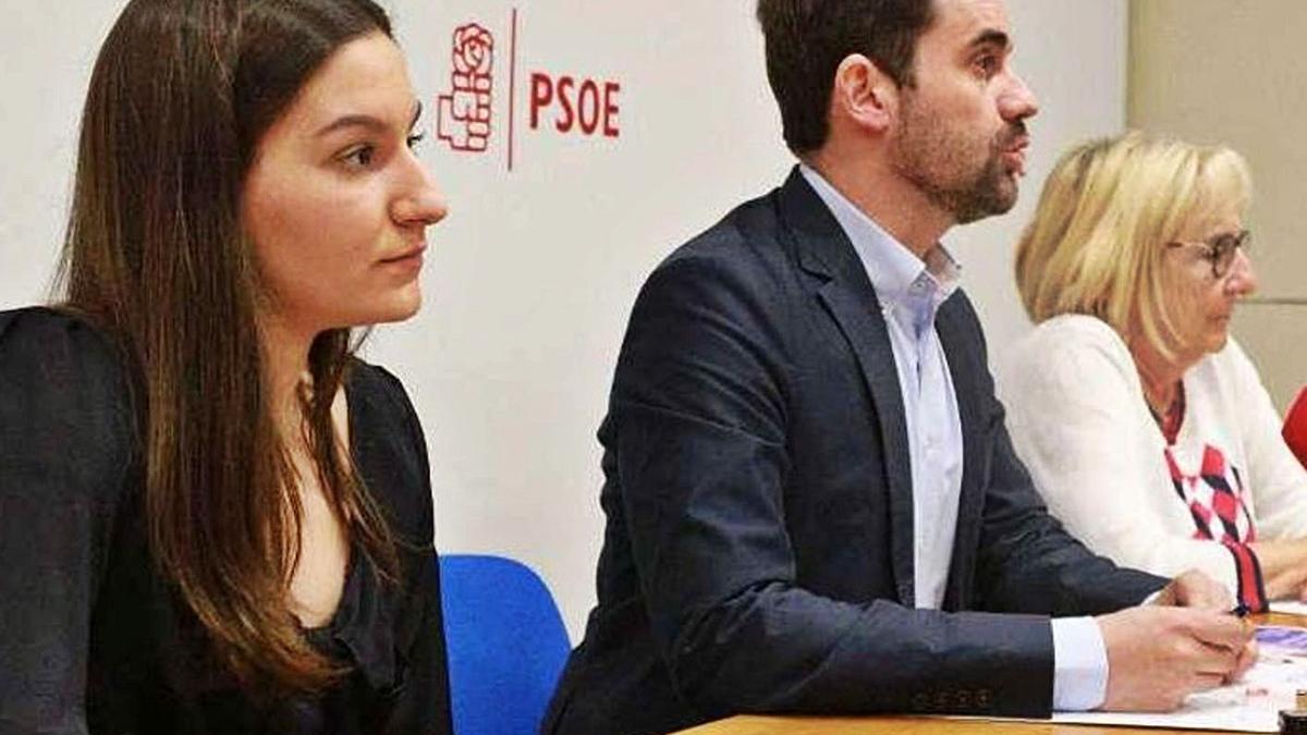 Ana García, Antidio Fagúndez e Inmaculada García, en una foto de archivo. | LOZ