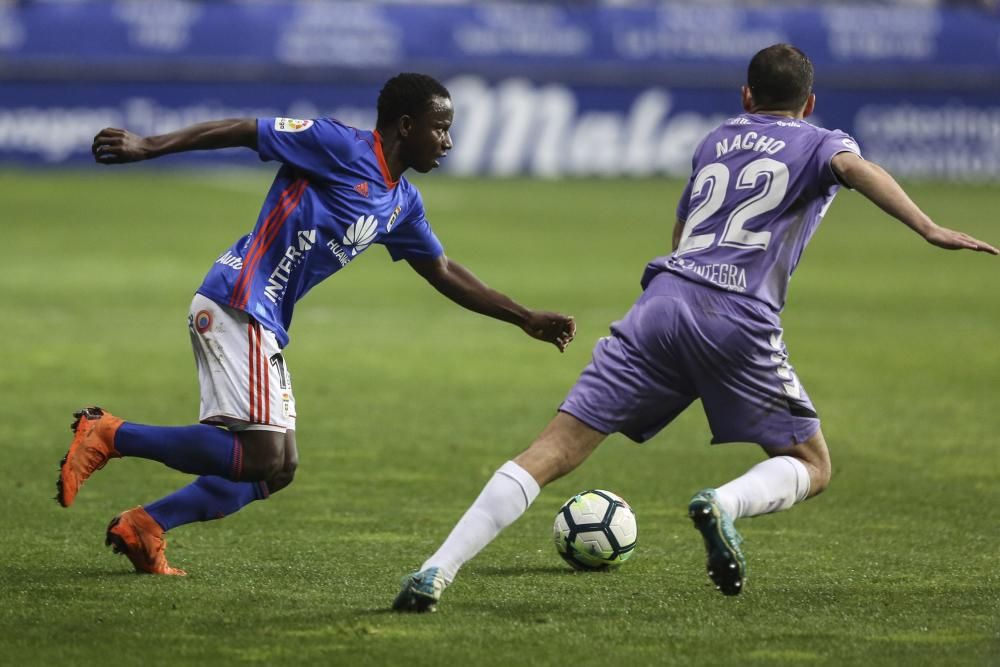 El partido entre el Real Oviedo y el Real Valladolid, en imágenes