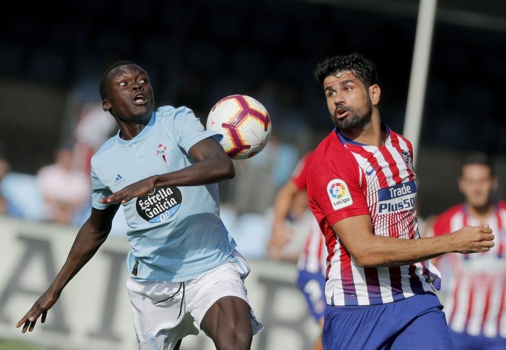 Intensidad a flor de piel en el duelo entre celestes y rojiblancos en el estadio de Balaídos.