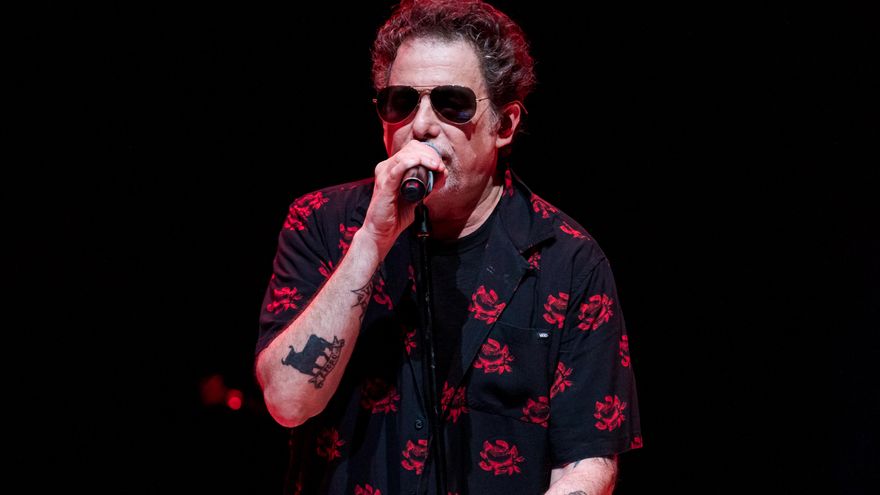 Calamaro, prolífico, polémico y genial