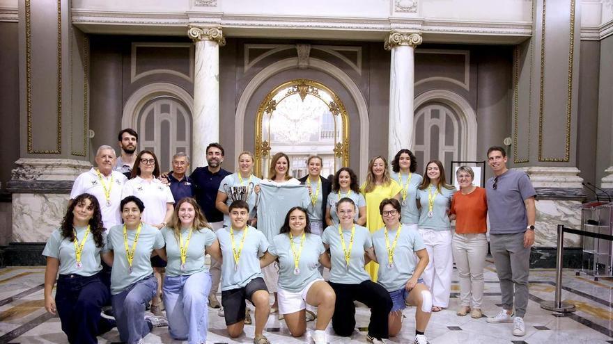 Recepción al CR Turia por su ascenso a la División de Honor Femenina
