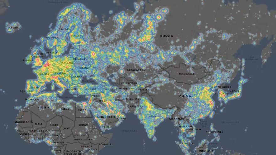 Mapa de la contaminación lumínica en Europa, África y Asia