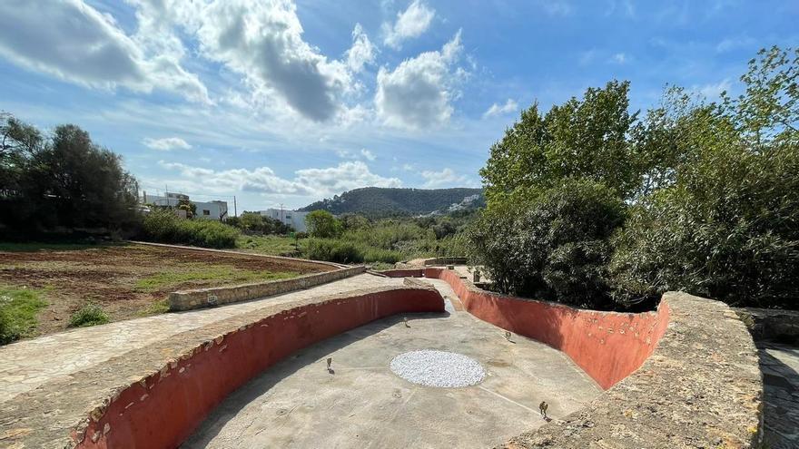 El ‘Kamasutra Pagès’ vuelve a poner el broche más irreverente a la Festa de Sa Font des Ierns de Santa Eulària