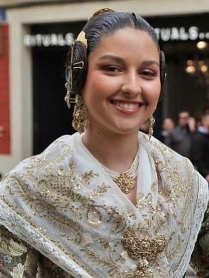 Paula Castell García (Conde Salvatierra-Cirilo Amoros)