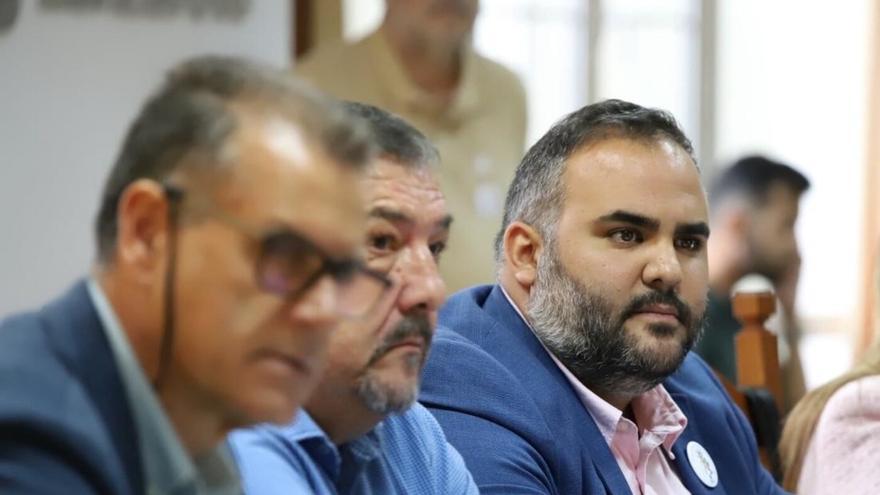 CC y PSOE se culpan del proyecto de las jaulas marinas que ambos vetan