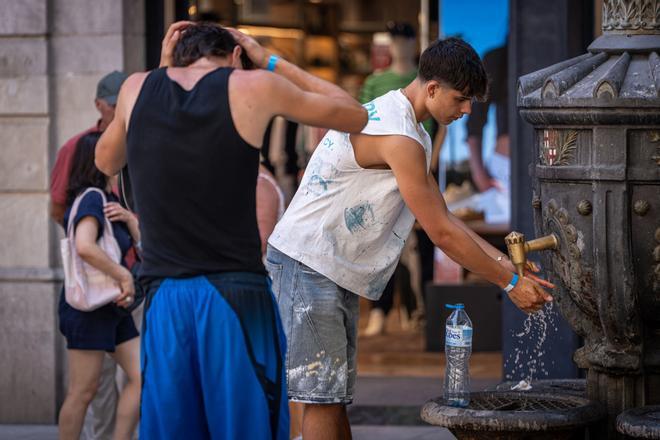 Catalunya se despide este viernes de la segunda ola de calor del verano y se prepara para la tercera a partir del domingo