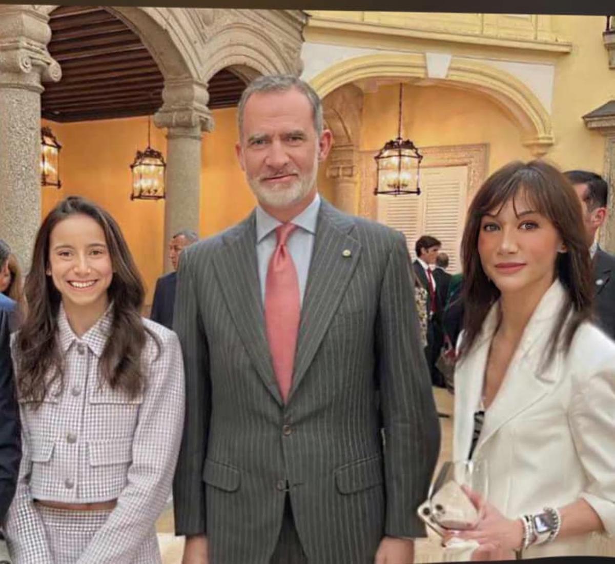 Adriana, con su madre, en la entrega de los Premios Nacionales del Deporte