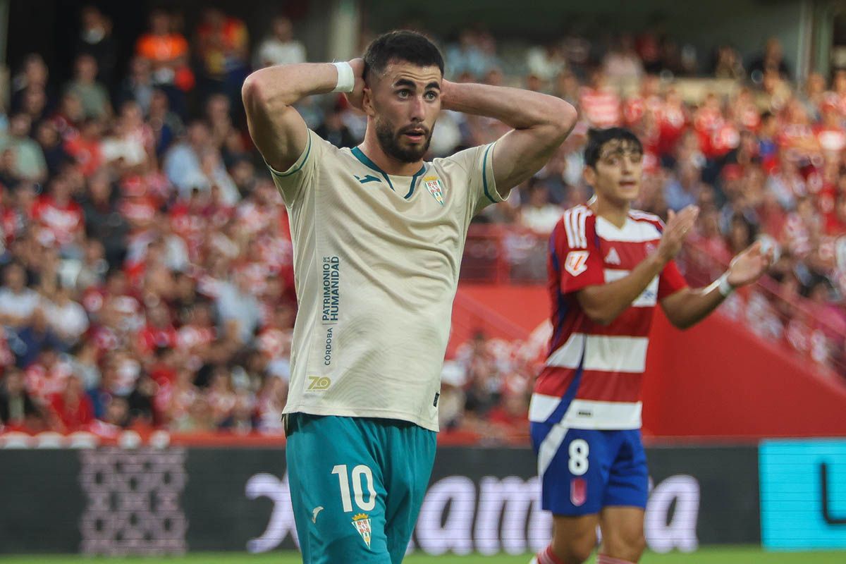 Granada CF-Córdoba CF | Las imágenes del partido de la Liga Hypermotion