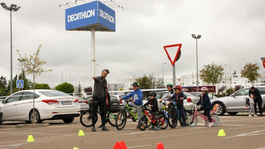 El Kazajoz pondrá en marcha una escuela ciclista en Badajoz