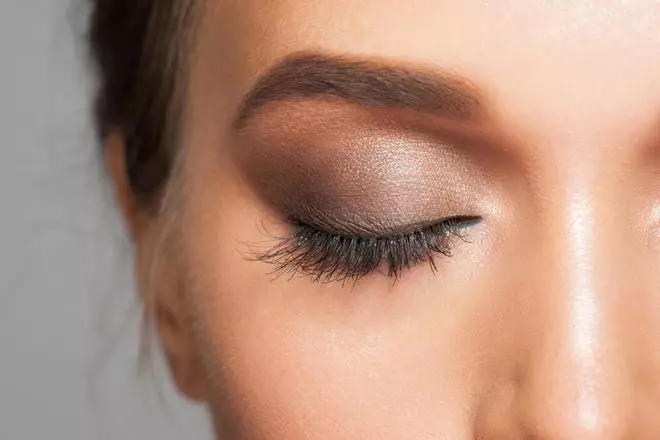 La fiebre de los 'lash lifts' y cómo mantener tus pestañas perfectas