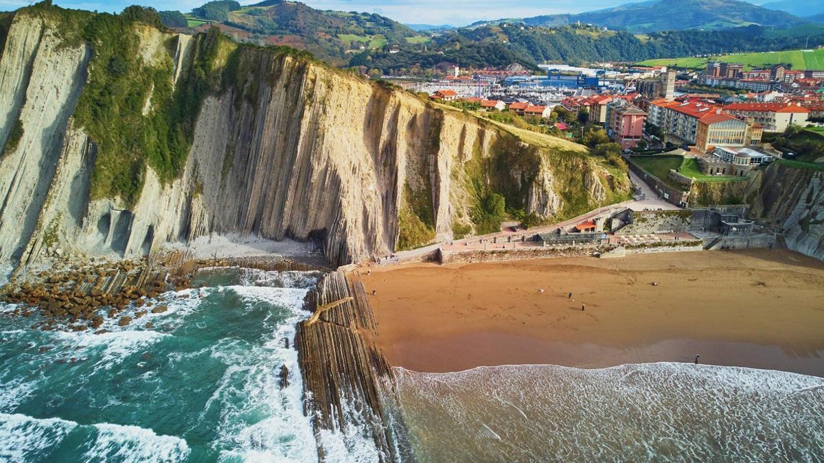 Vista aérea del Flysch de Zumaia