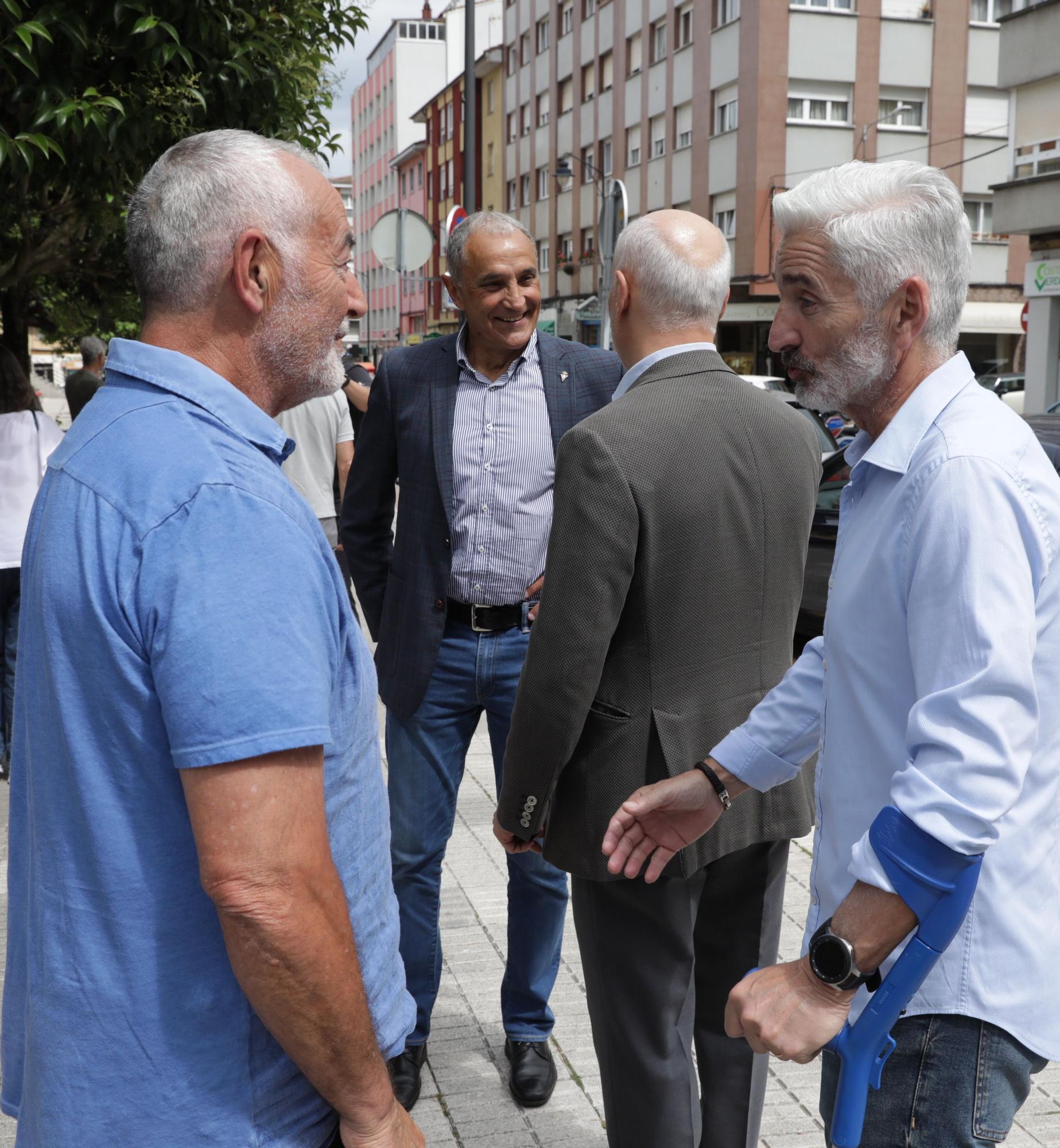 En imágenes: así fue el emotivo último adiós a Fernando Fueyo, cura del Sporting