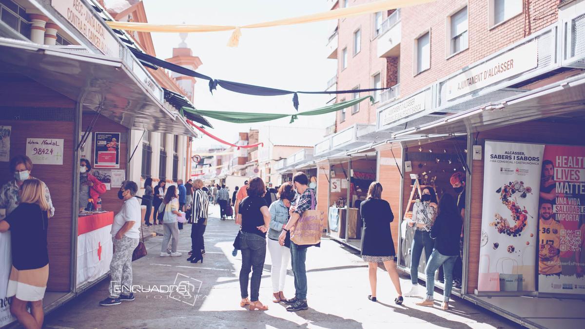 Imagen de archivo de la feria gastronómica y comercial &#039;Saber i Sabors&#039;, que se celebra anualmente en Alcàsser.