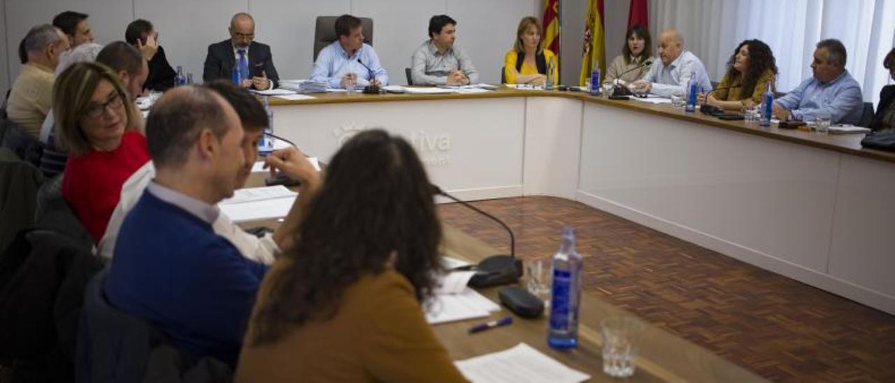 Un pleno del Ayuntamiento de Xàtiva previo a la pandemia.  | PERALES IBORRA